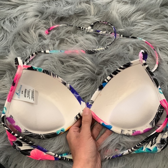 Floral Catalina bikini top - Picture 2 of 4